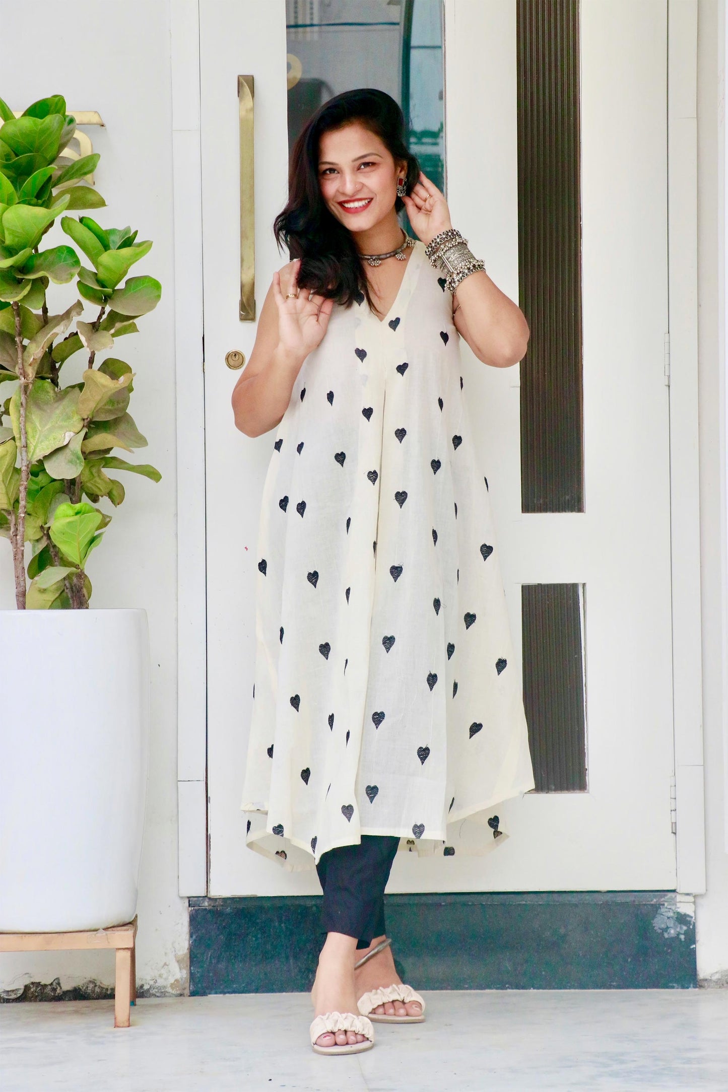 SNEH WHITE COTTON KURTA SET - StudioAnaykaa