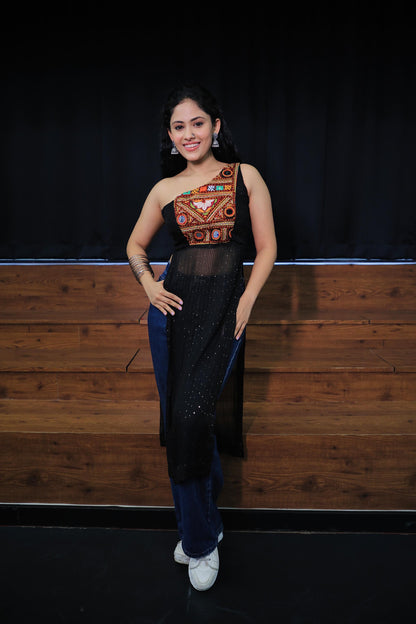 ISHA KUTCHI HANDWORK DESIGNER KURTI - StudioAnaykaa