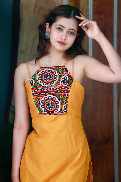 AARVI KUTCHI HAND WORK KURTA SET - StudioAnaykaa