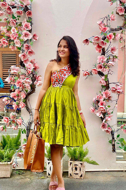 KYRA KUTCHI HANDWORK SHORT DRESS - StudioAnaykaa