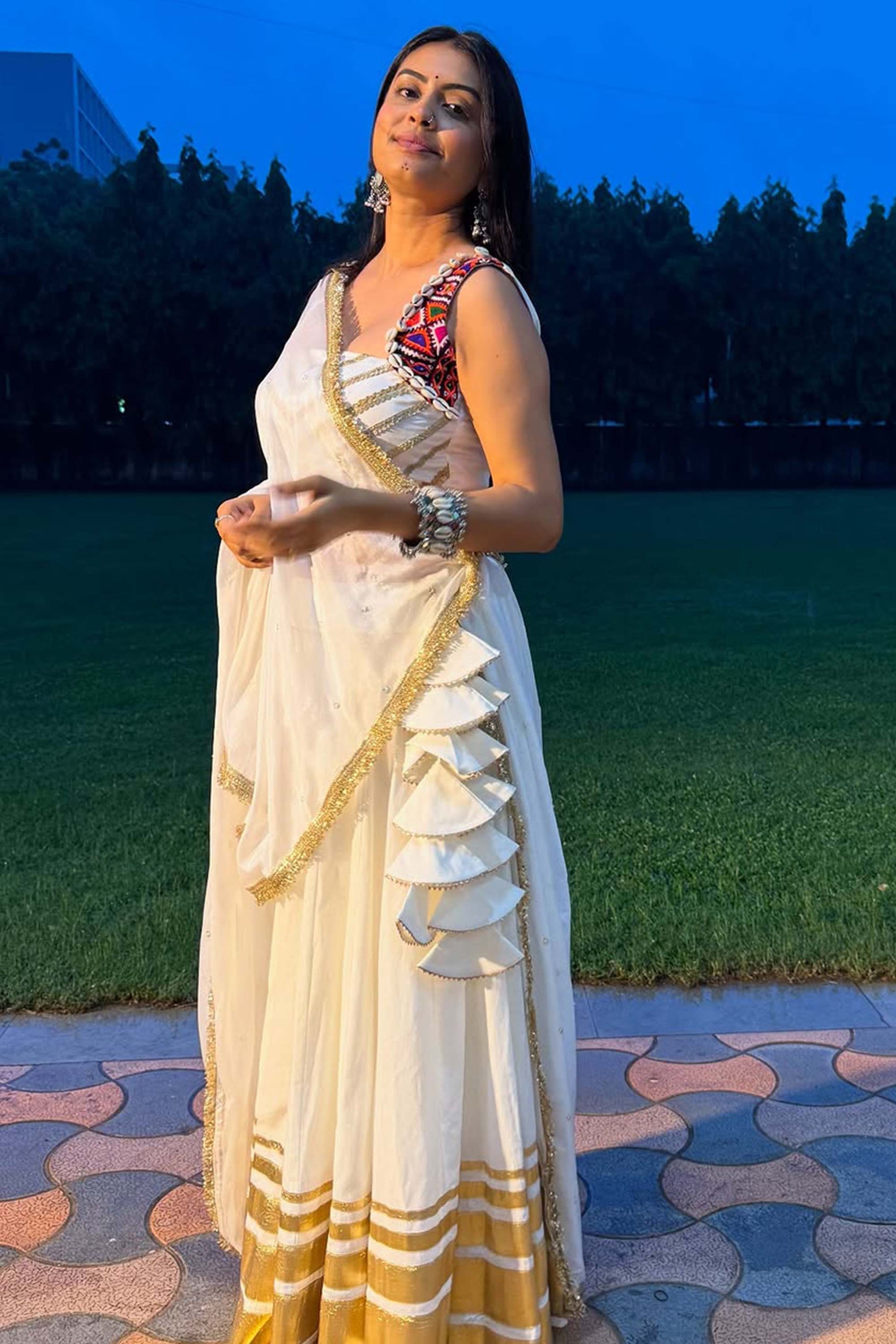 KAIRA WHITE NAVARATRI SPECIAL CHANIYA CHOLI - StudioAnaykaa