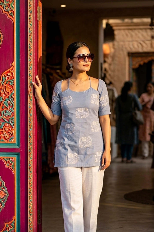 AIRA HAND BLOCK SHORT KURTA