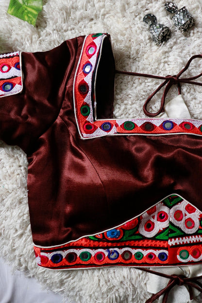 NRITI KUTCHI HANDWORK BLOUSE - StudioAnaykaa