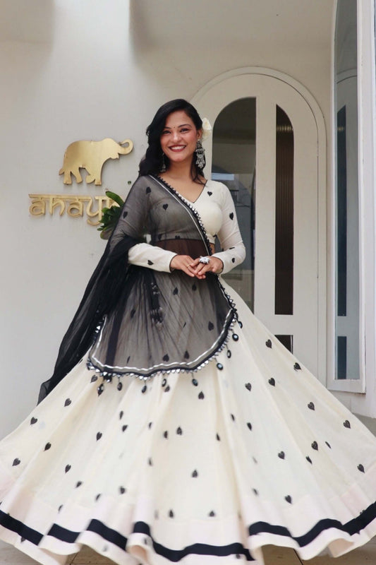 AMAIRA MONOCHROME NAVRATRI SPECIAL CHANIYA CHOLI - StudioAnaykaa