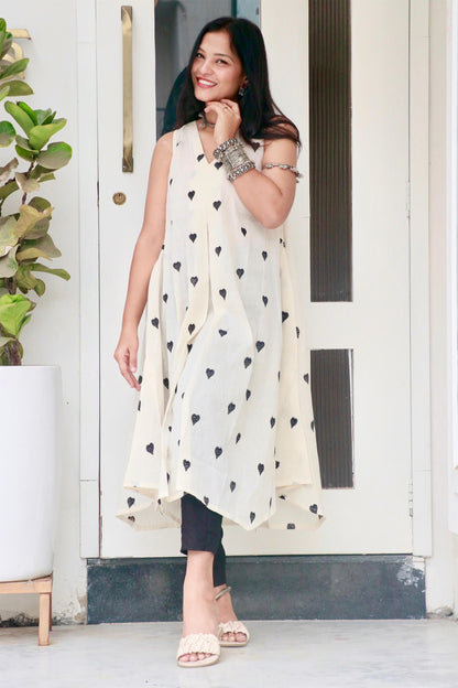 SNEH WHITE COTTON KURTA SET - StudioAnaykaa