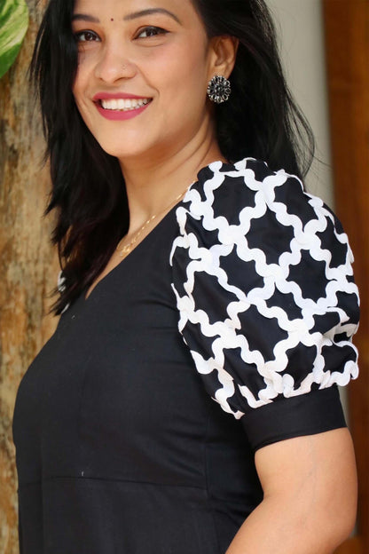 REYNA BLACK RAYON KURTA SET - StudioAnaykaa