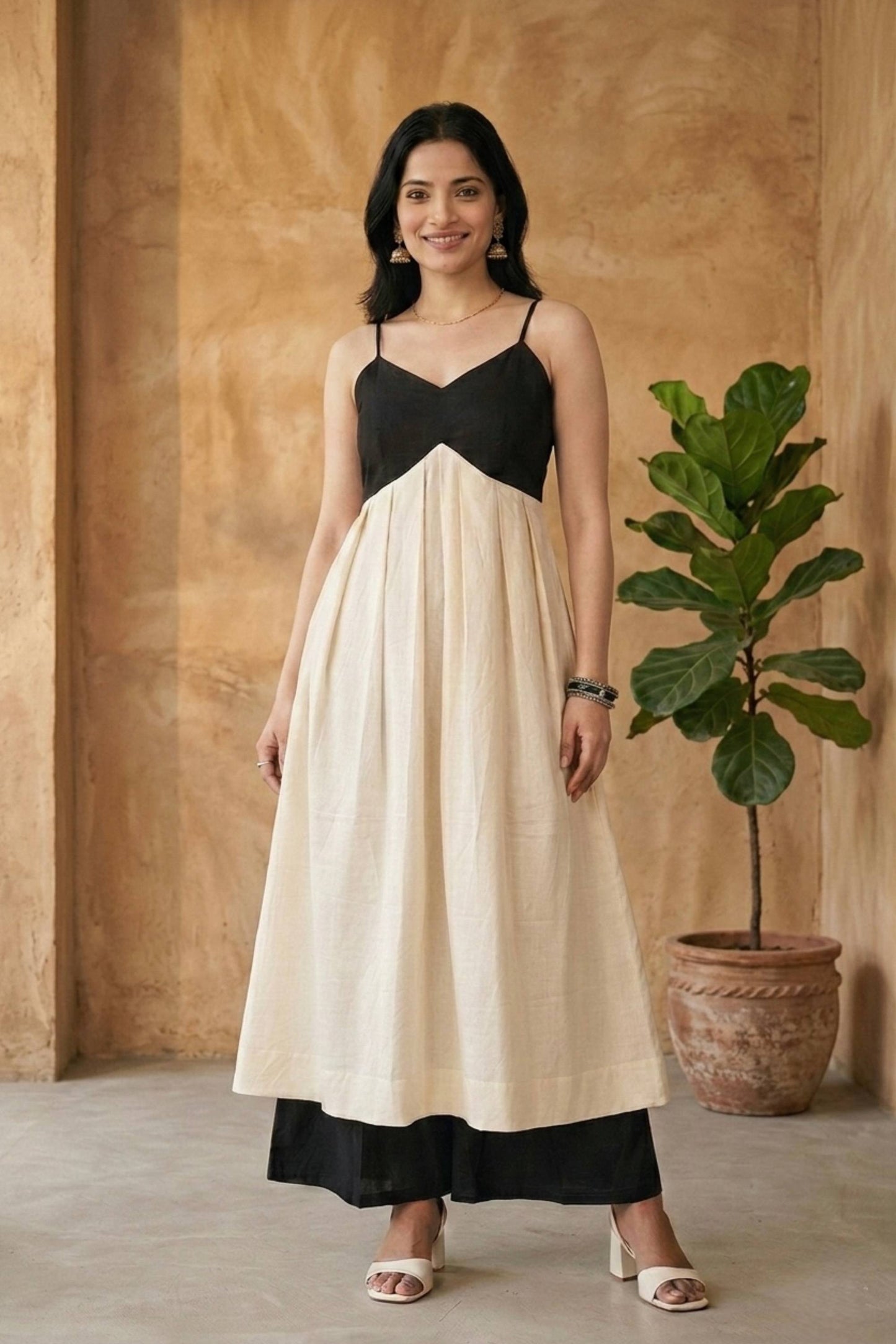 RHEA MONOCHROME COTTON KURTA SET