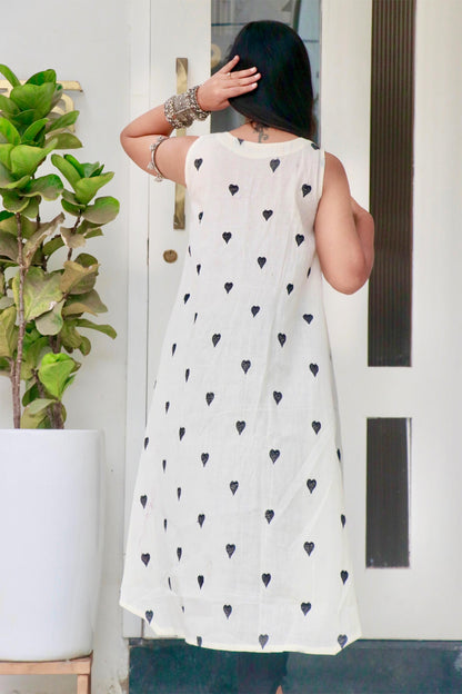SNEH WHITE COTTON KURTA SET - StudioAnaykaa