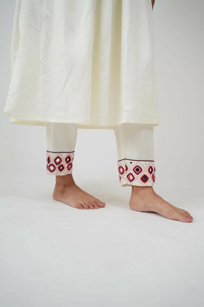 RANG RITI WHITE MIRROR WORK KURTA SET - StudioAnaykaa