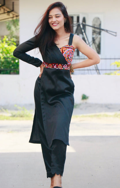 BLISS BLACK KUTCHI HANDWORK KURTA SET - StudioAnaykaa